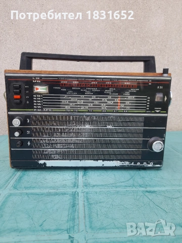 Старо радио - SELENA В 211, снимка 2 - Други ценни предмети - 54099890