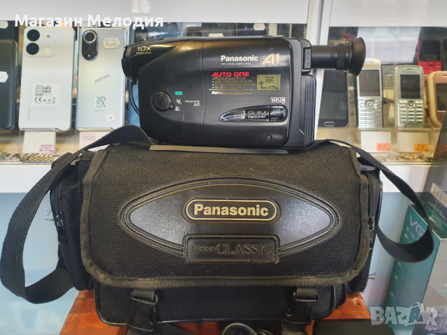 Видеокамера Panasonic NV-A1EN Пълен комплект. Със всички принадлежности които са снимани., снимка 3 - Камери - 44972921