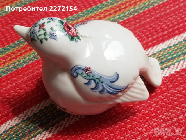 Порцеланова статуетка фигурка кутия за бижута, снимка 3 - Антикварни и старинни предмети - 51285250