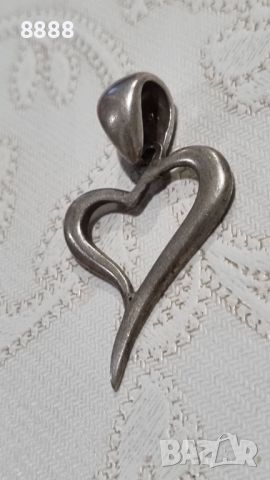 Сребърна висулка сърце 4 грама , снимка 1 - Колиета, медальони, синджири - 45573377