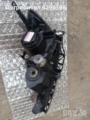 Десен фар за Mazda 3 xenon / Мазда 3 ксенон , снимка 4 - Части - 52699342