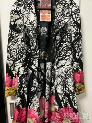 Desigual преходно яке, снимка 2 - Якета - 48167927