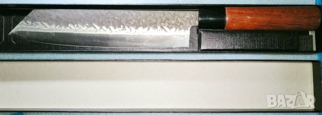 Кухненски нож Santoku от японска стомана VG10, снимка 2 - Прибори за хранене, готвене и сервиране - 45591892