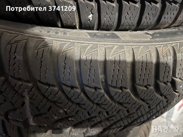 Зимни гуми Kumho 175/65/15, снимка 2 - Гуми и джанти - 46760907