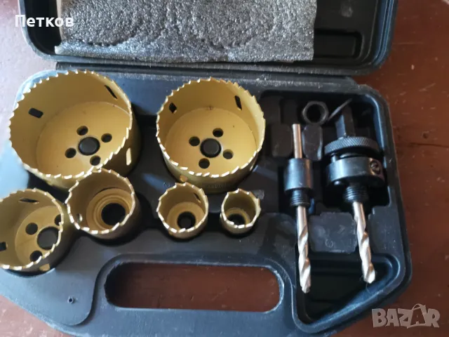 Комплект дупкови триони, снимка 2 - Куфари с инструменти - 49974914