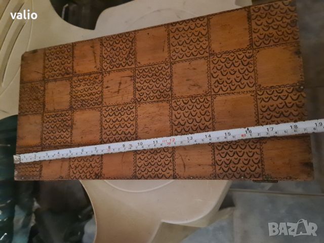 Голяма стара дървена табла и шах, снимка 4 - Други ценни предмети - 45803896