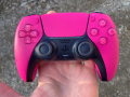 Розов джойстик PS5, снимка 1