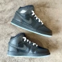 оригинални Jordan 1 Mid 37,5, снимка 5