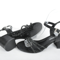 СЕЗОН'24! Ниски елегантни дамски сандали с широк ток - Два цвята, снимка 5 - Сандали - 44938534