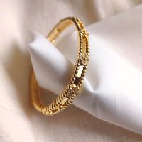 Van Cleef & Arpels VCA gold bracelet Vintage Alhambra-дамска гривна, снимка 1 - Гривни - 45275781