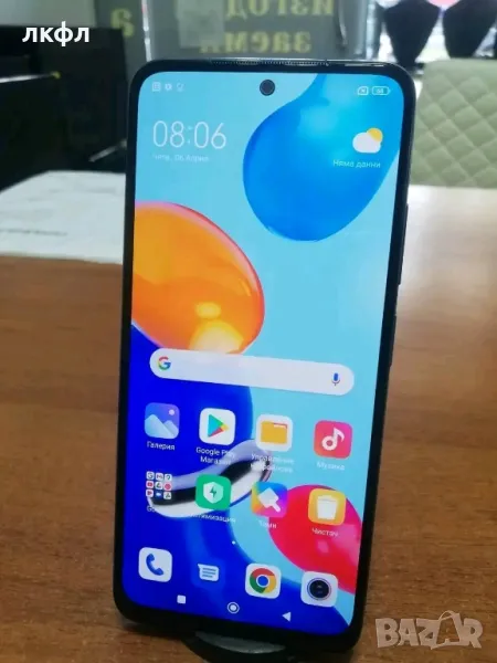 REDMI NOTE 11 със протектор пукнато стъкло само лично не пращам по куриери, снимка 1