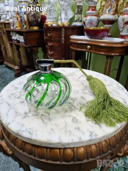 Прекрасно антикварно колекционерско шишенце за парфюм Bochemia , снимка 1