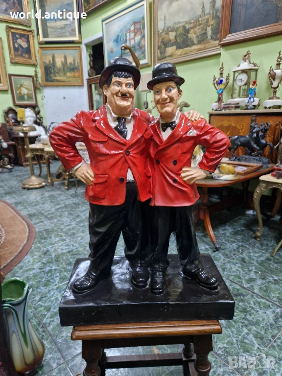 Чудесна антикварна английска фигура Лоръл и Харди , снимка 1