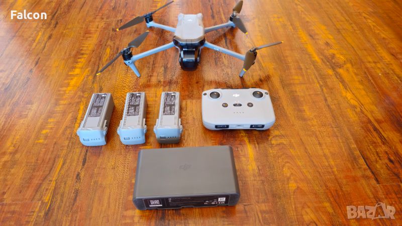 Дрон DJI AIR3 fly more combo гаранционен, снимка 1