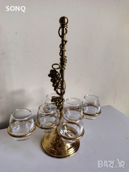 Страхотен Сервиз За Ракийка На Стойка, снимка 1