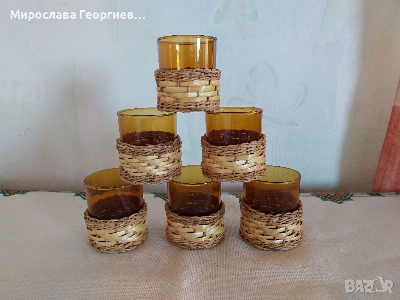 Комплект от 6 стъклени чашки с плетени кошнички, снимка 1