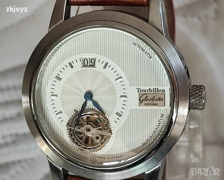 НОВ ЧАСОВНИК УНИСЕКС GLASHUTTE TOURBILLON, снимка 1