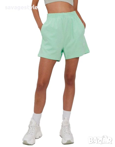 Дамски къси панталони ADIDAS Originals Adicolor Essentials Shorts Green, снимка 1