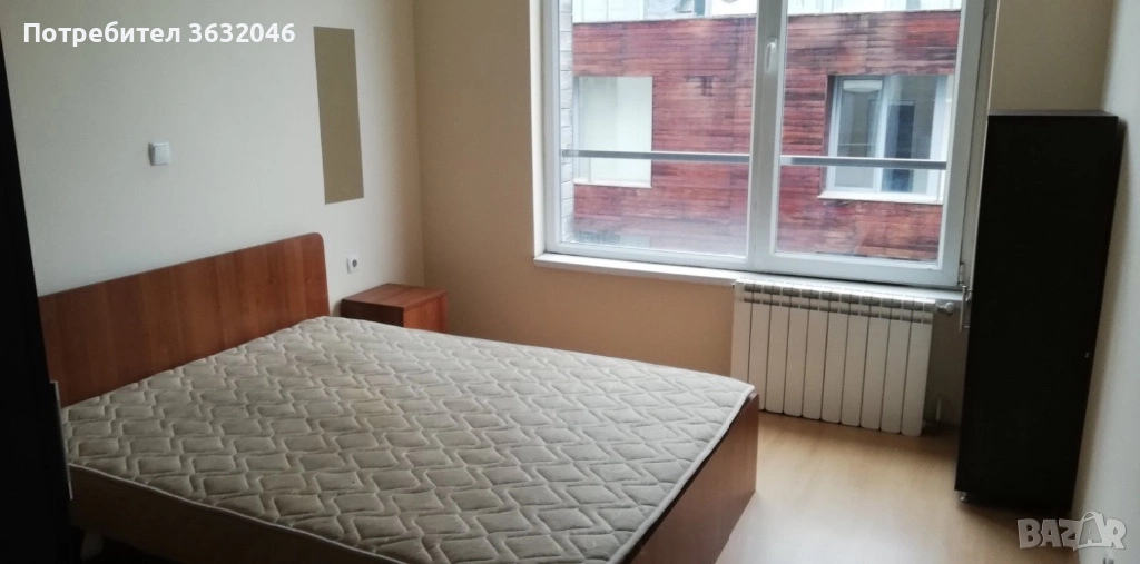 Спалня с нощни шкафчета, снимка 1