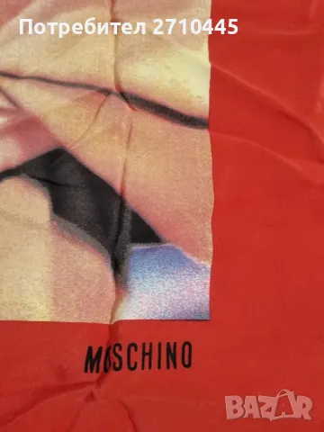 Тънък шал Moschino с десен 

, снимка 2 - Шалове - 46947751