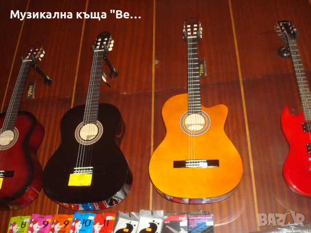 Класически китари Valencia, размер 4/4, снимка 3 - Китари - 27576931
