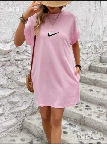 дамска рокля Nike , снимка 1 - Рокли - 46271040