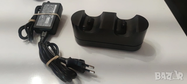 PS4-Зарядна станция-Оригинална, снимка 3 - Аксесоари - 53455987