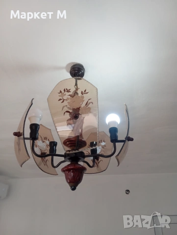 Полилей / осветително тяло