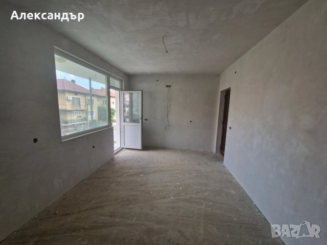 Къща от собственик с гараж, снимка 7 - Етаж от къща - 52029420