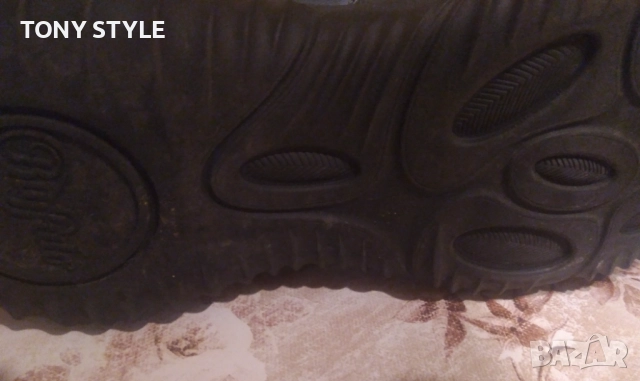 BUFFALO LONDON Оригинал Нови Мъжки Високи Кожени Сникърси 44 , снимка 3 - Маратонки - 51629495