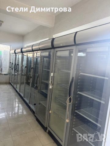 Хладилни витрини 60/60/200 UGUR 