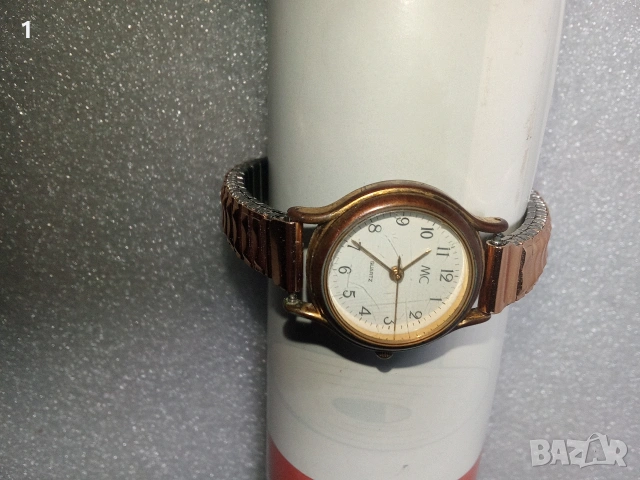 Дамски часовник, снимка 2 - Дамски - 53763569