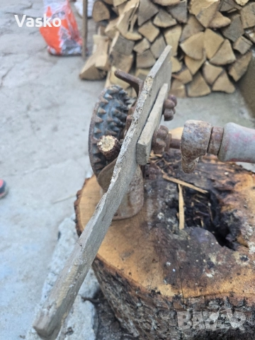 Продавам Трошачка за царевица , снимка 2 - Други инструменти - 51980293