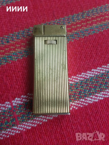 Позлатена запалка 