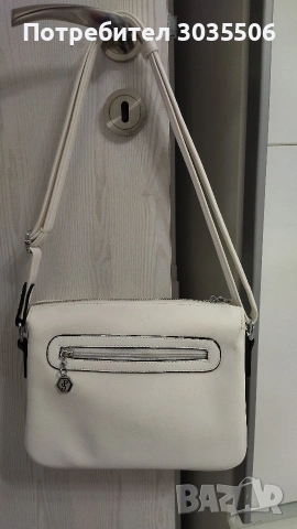 Дамска бяла чанта, снимка 3 - Чанти - 53514577