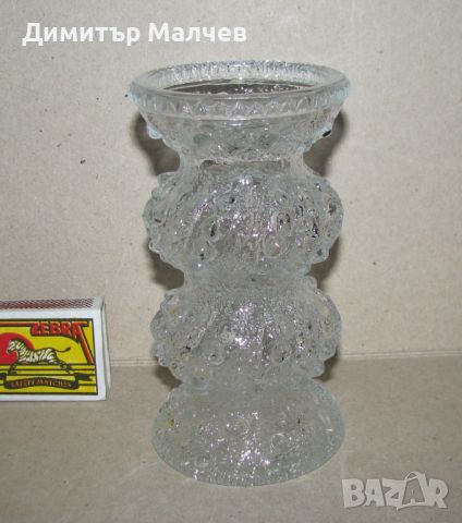 Стара малка стъклена ваза 13 см вазичка ок. 1980 г., отлична, снимка 2 - Вази - 45733098