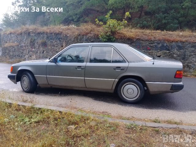 Мерцедес 124 , снимка 8 - Автомобили и джипове - 46801223