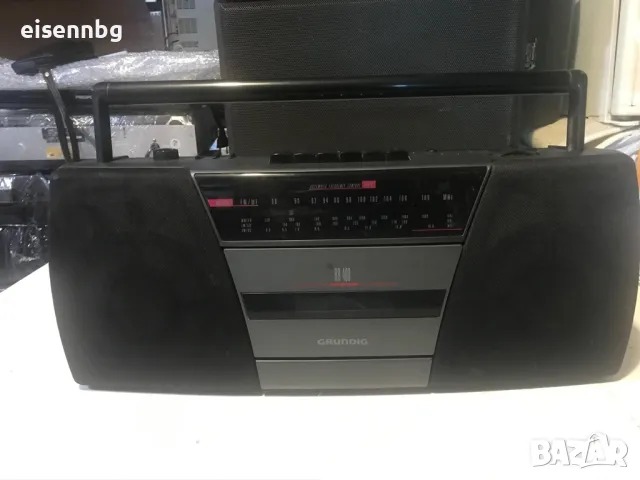 Grundig RR-465 *Радиокасетофон*, снимка 1 - Радиокасетофони, транзистори - 48274049