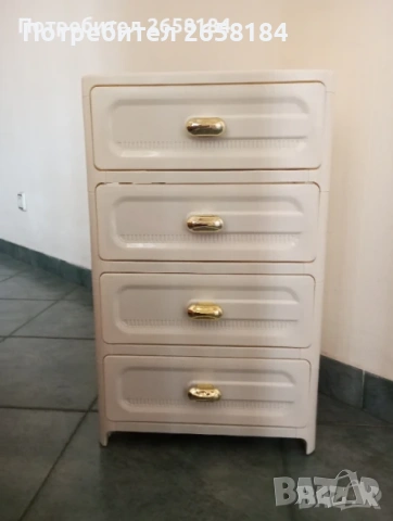 Шкаф с 4 чекмеджета, цвят крем, нов.