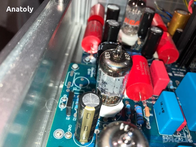 Лампов RIAA усилвател, снимка 9 - Ресийвъри, усилватели, смесителни пултове - 50921157