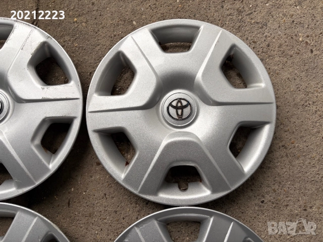 4 броя оригинални тасове за Тоyota Yaris 14, снимка 7 - Аксесоари и консумативи - 52663477