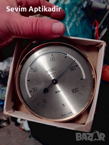 Синтетичен влагомер за въдух