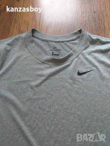 Nike Dri-FIT - страхотна дамска тениска M, снимка 2 - Тениски - 47295660