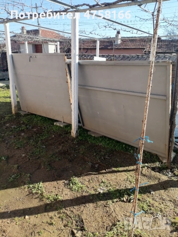 Гаражна врата с каса