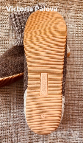 Вълнен уют от Австрия - боти-пантофи Giesswein Wildpoldsried - Размер 37 , снимка 9 - Пантофи - 54001249