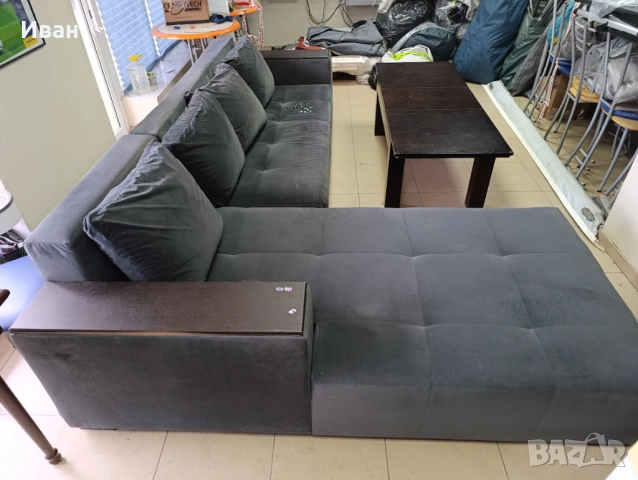 Продавам ъглов диван и разтегателна маса, снимка 3 - Дивани и мека мебел - 53393006