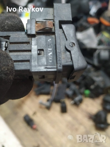 Бутон , подгрев прозорци за Volvo 850 , 6849405 , снимка 3 - Части - 53888282