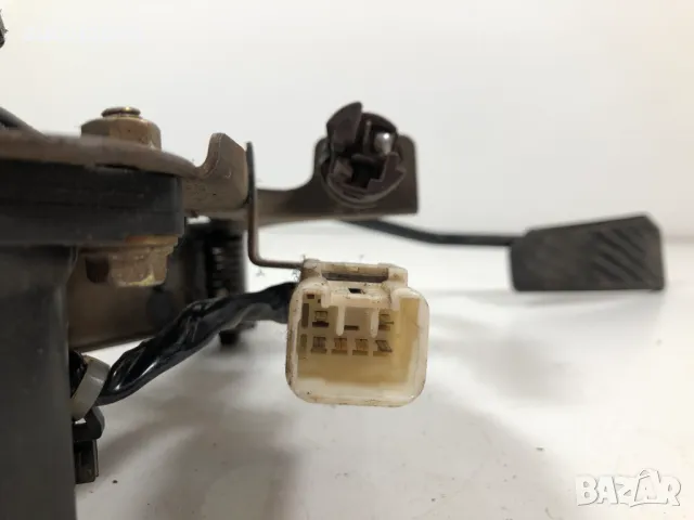 Педал газ потенциометър Mazda 323 2.0DITD 90кс 1998г 1983007100, снимка 3 - Части - 49855805