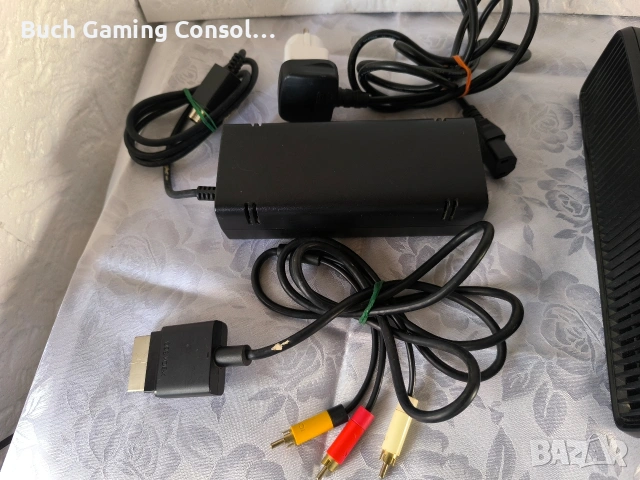 Xbox 360 / 320GB Перфектно състояние!, снимка 6 - Xbox конзоли - 54016896