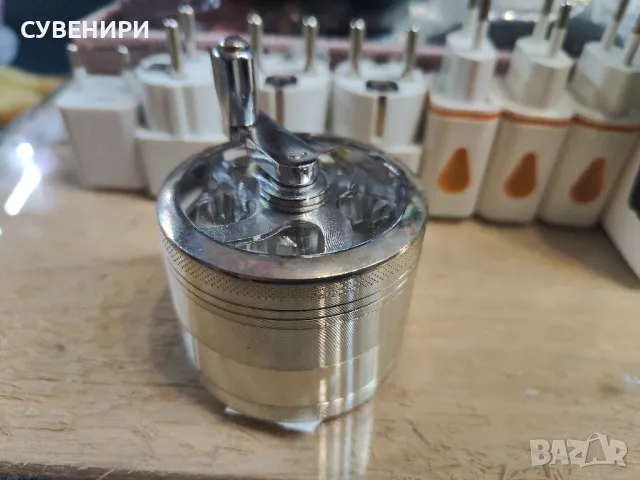 Голям гриндер мелачка , снимка 3 - Други - 49780703